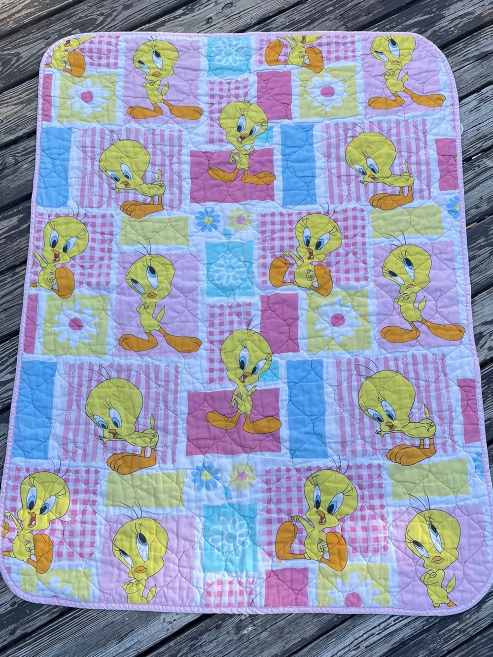 Vintage 1997 Looney Tunes Tweety Bird Quilted Pastel Baby Crib Blanket Y2K